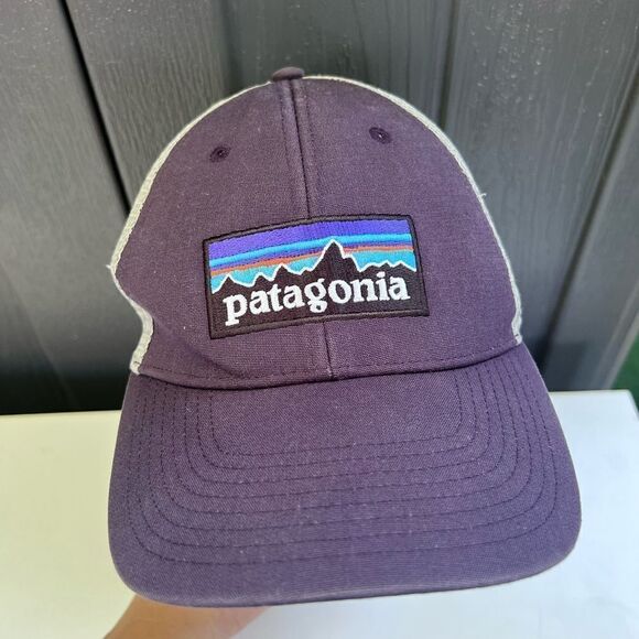 Patagonia Hat P6 Trucker Cap purple Mesh Snapback Adjustable - Picture 2 of 5